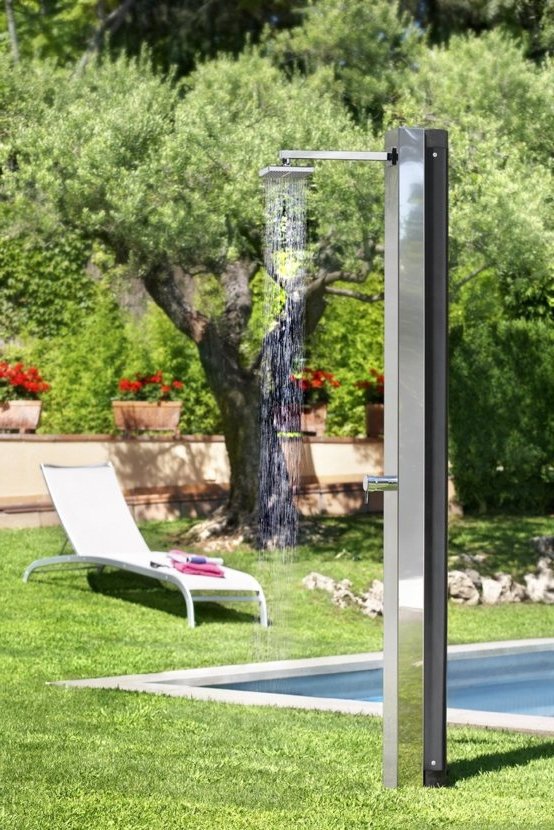 materials for outdoor showers