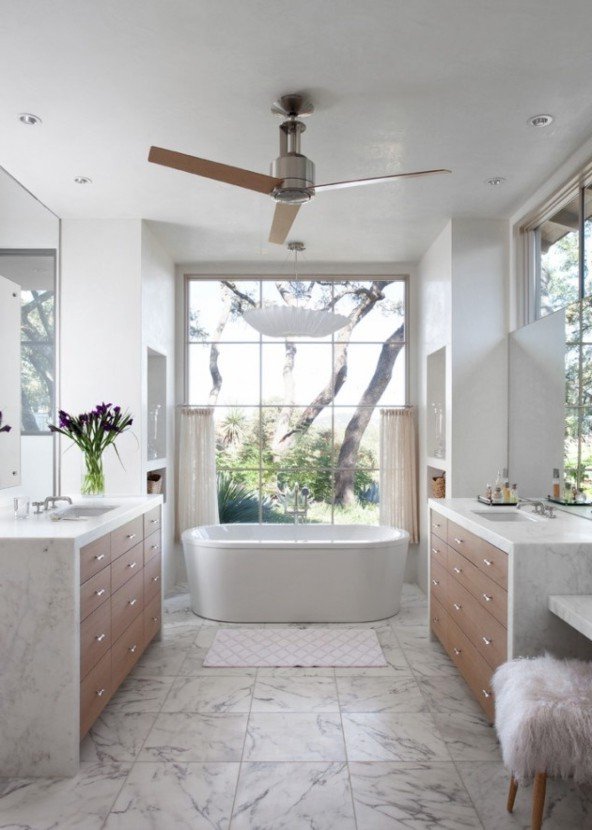 Mediterranean style in the bathroom