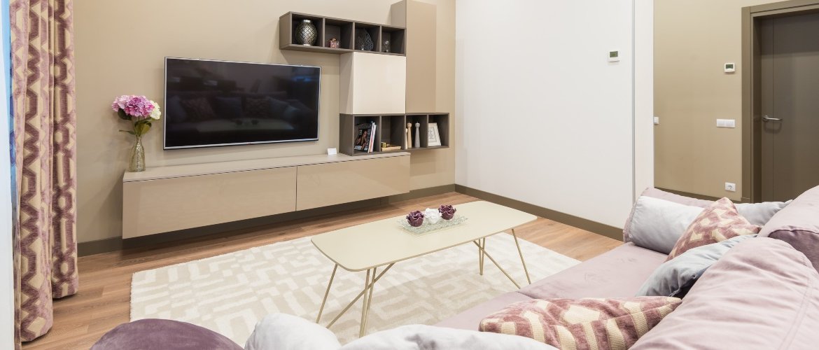 Tips for decorating the television cabinet