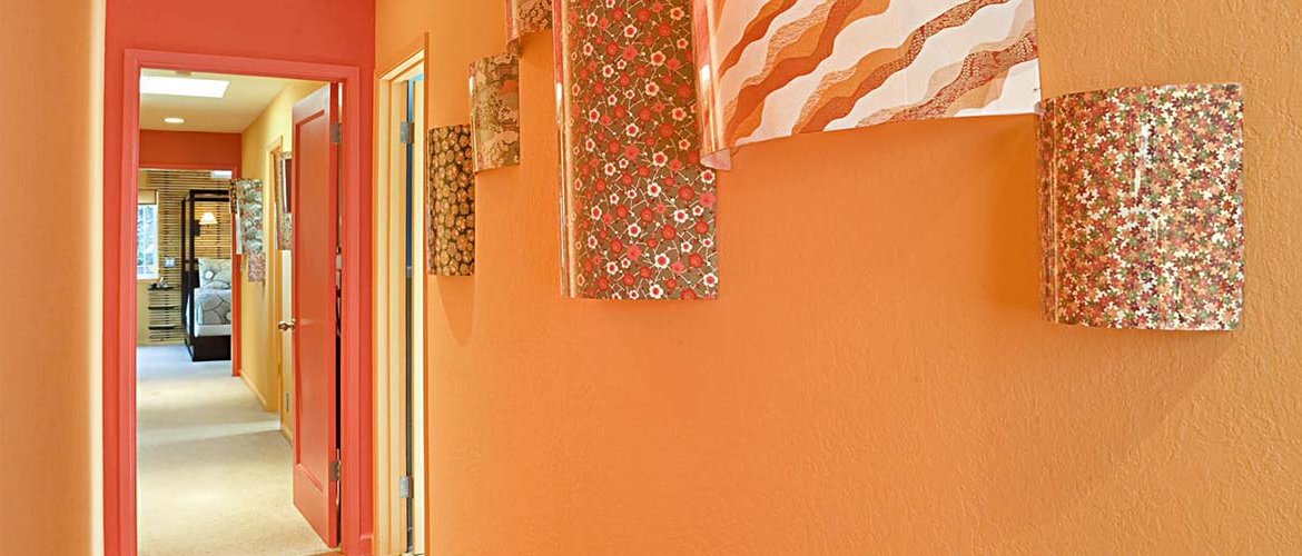 Painting the hallway: 10 ideas for colorful passageways
