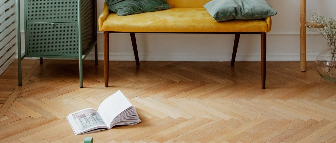 Advantages and disadvantages of wood flooring