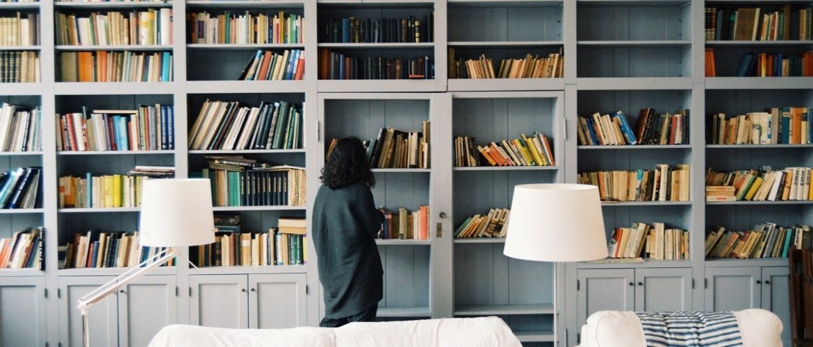Tsundoku: decorating by showing your love for books